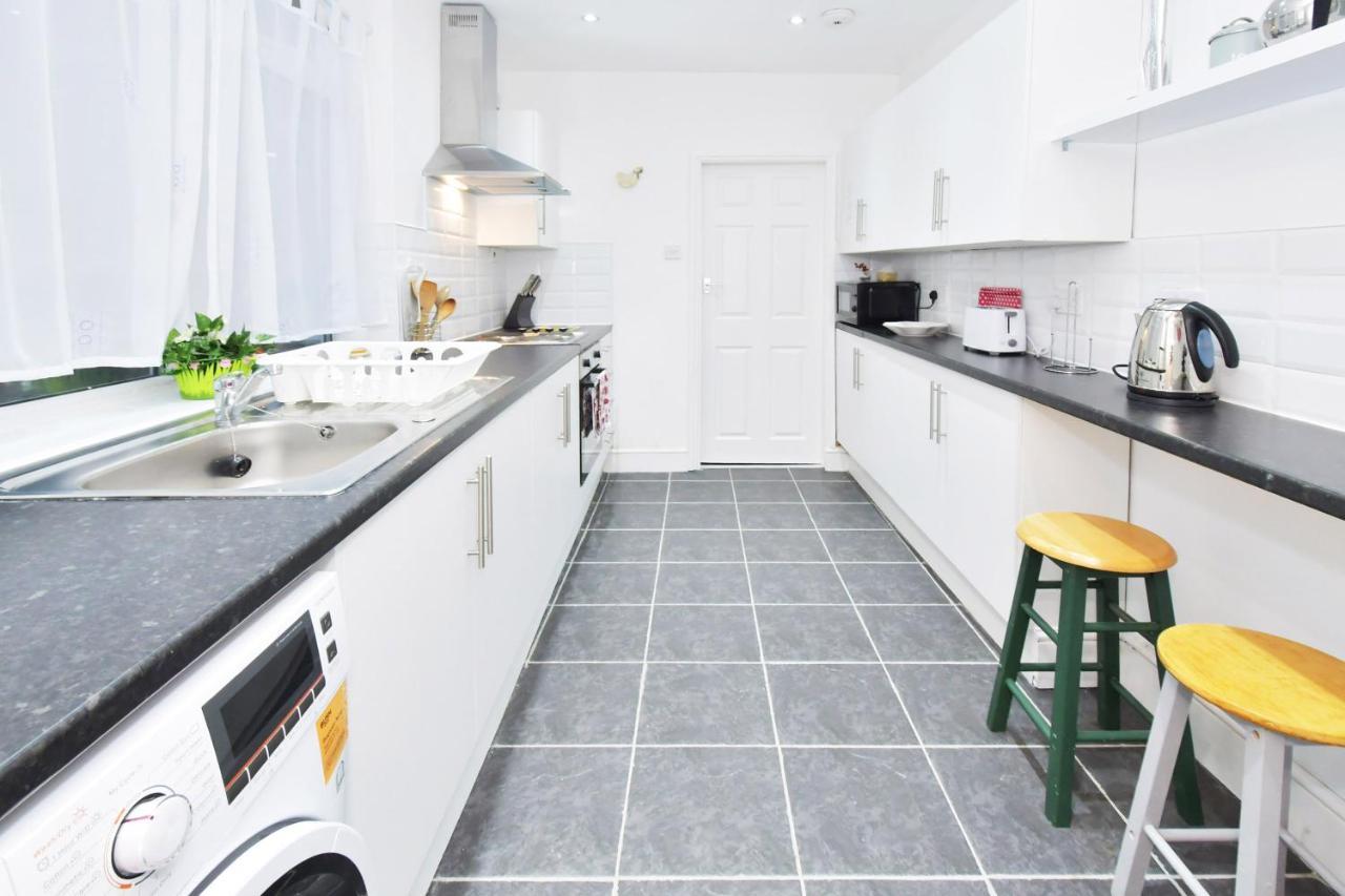 Townhouse @ Hanley Road Stoke Ngoại thất bức ảnh