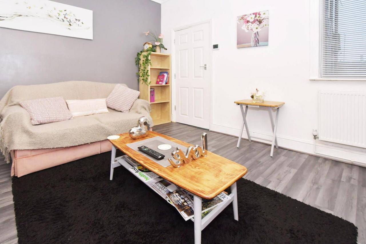 Townhouse @ Hanley Road Stoke Ngoại thất bức ảnh