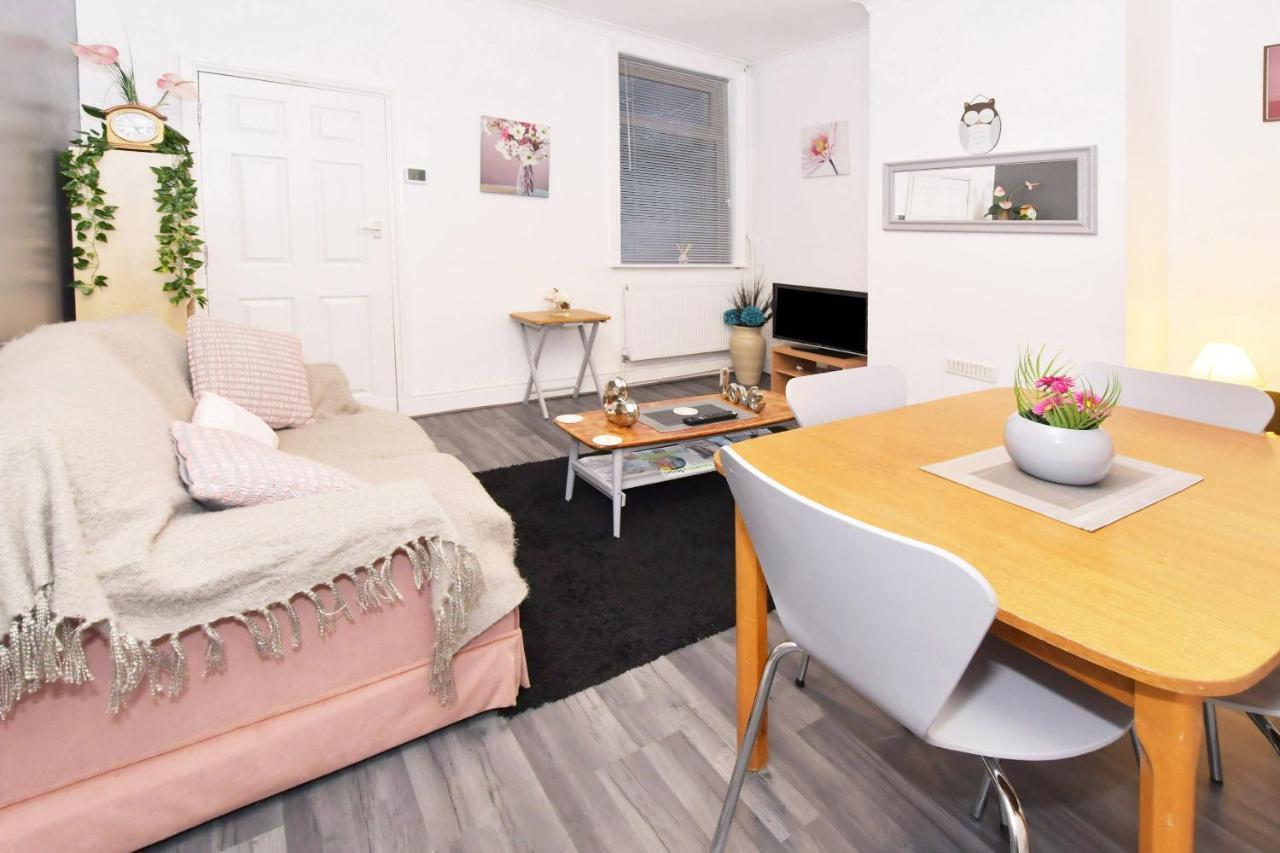 Townhouse @ Hanley Road Stoke Ngoại thất bức ảnh