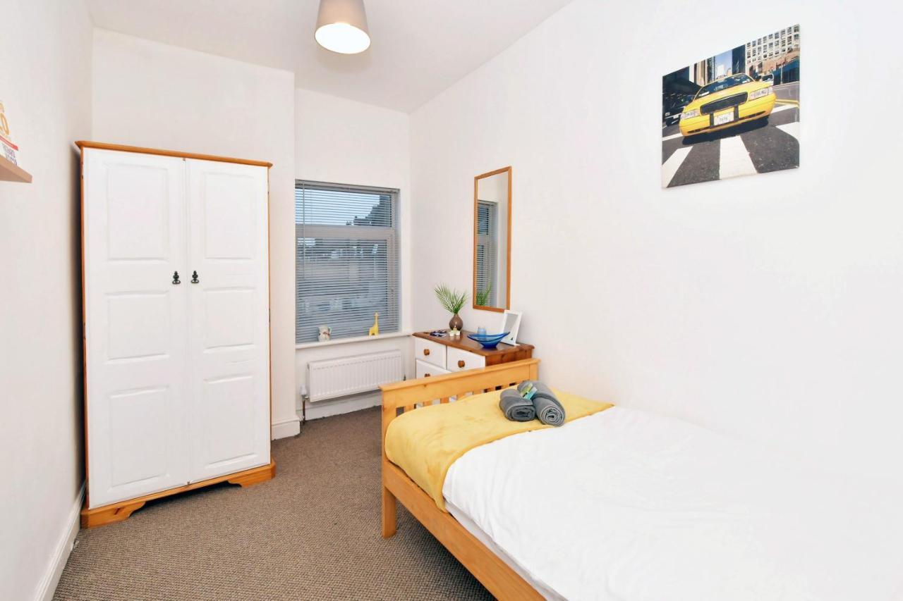 Townhouse @ Hanley Road Stoke Ngoại thất bức ảnh